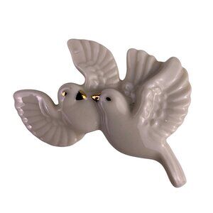 Lenox Womens White Porcelain Gold Tone Dove Brooch Pin